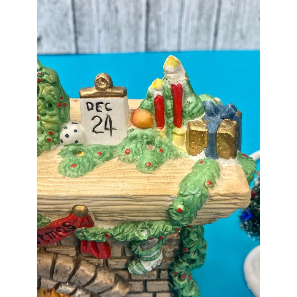 Light Up Christmas Fireplace Village‎ House Tabletop Decor with Lights